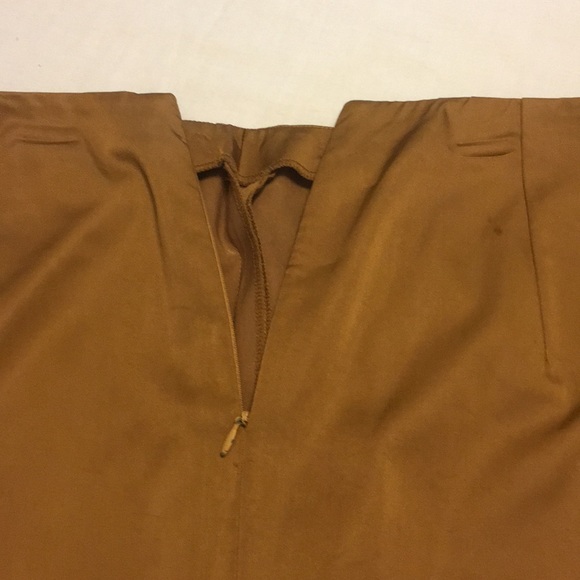 GMU skirt - Picture 4 of 4